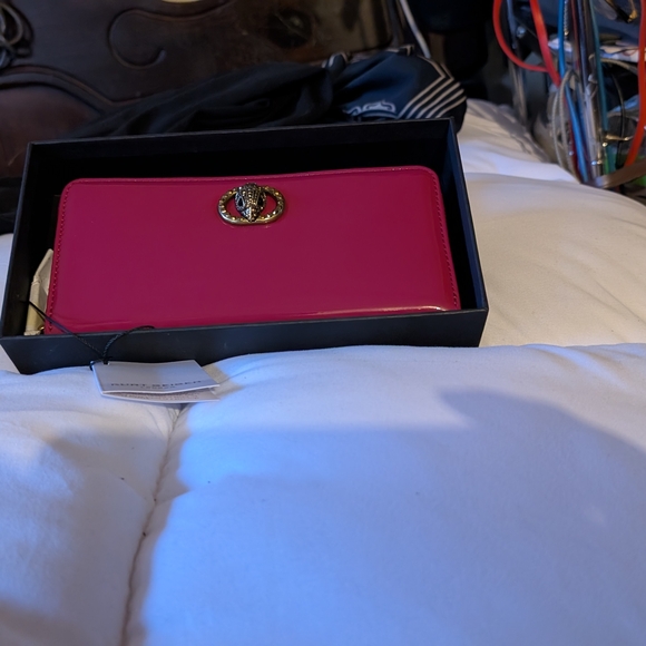 Kurt Geiger Chelsea (Pink/Fuchsia) Patent Leather Clutch (NWT) - Picture 11 of 16